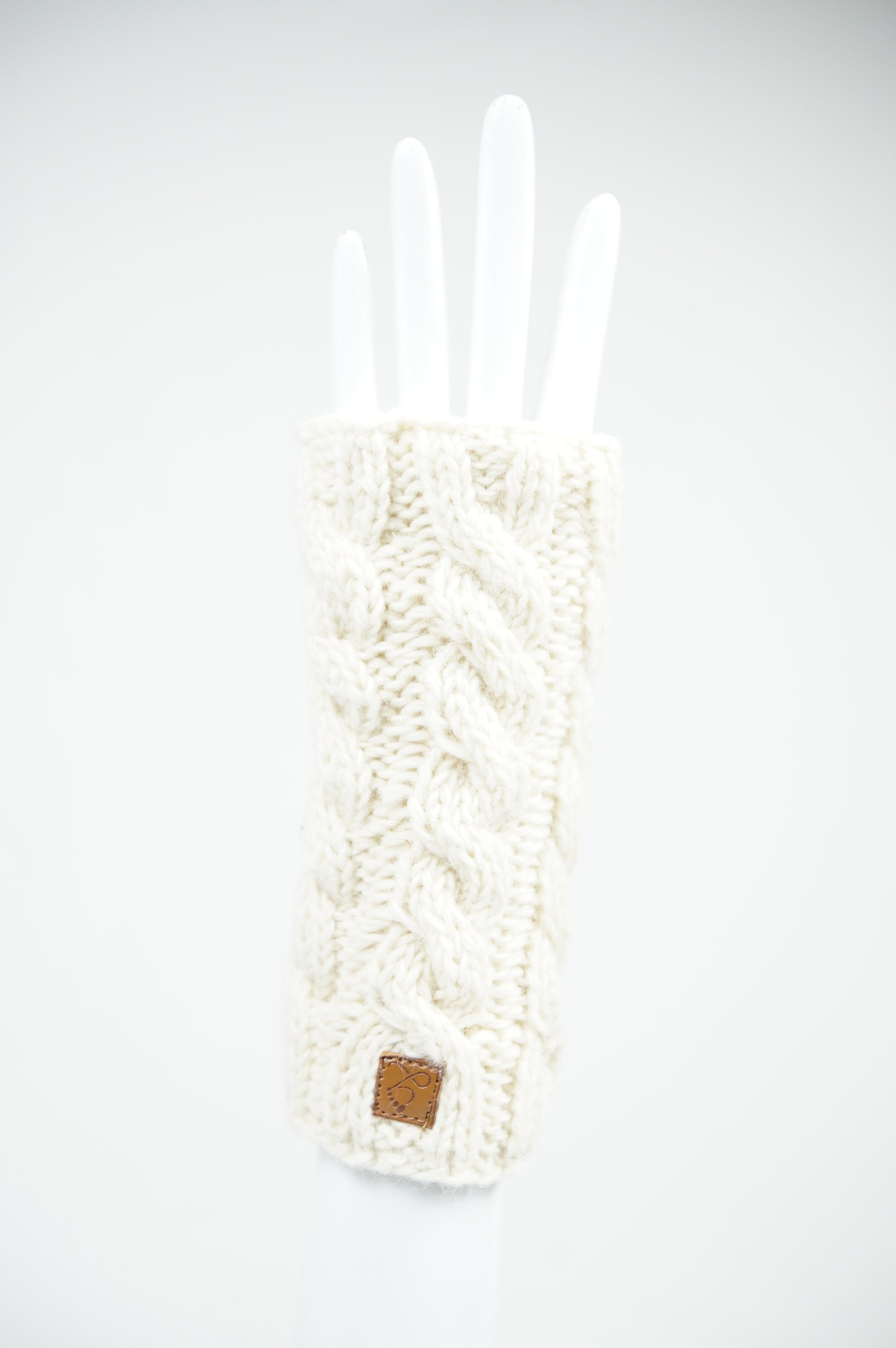Wool Khemi Cable Knit Handwarmers