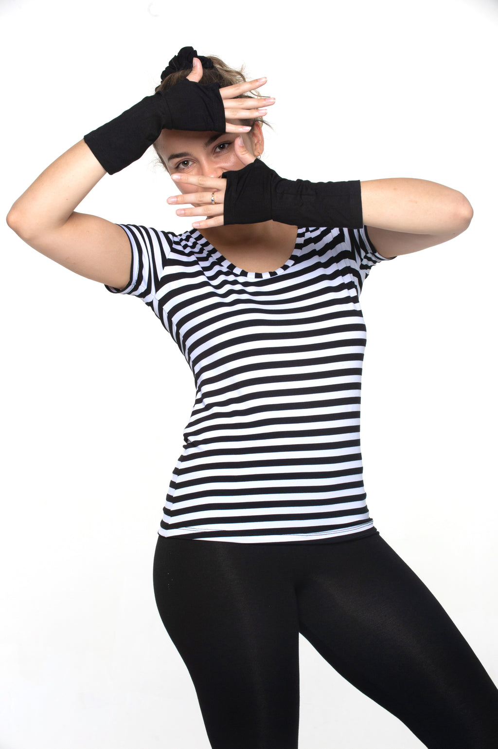 Essentials Stretchy Range Short Hand Sleeve