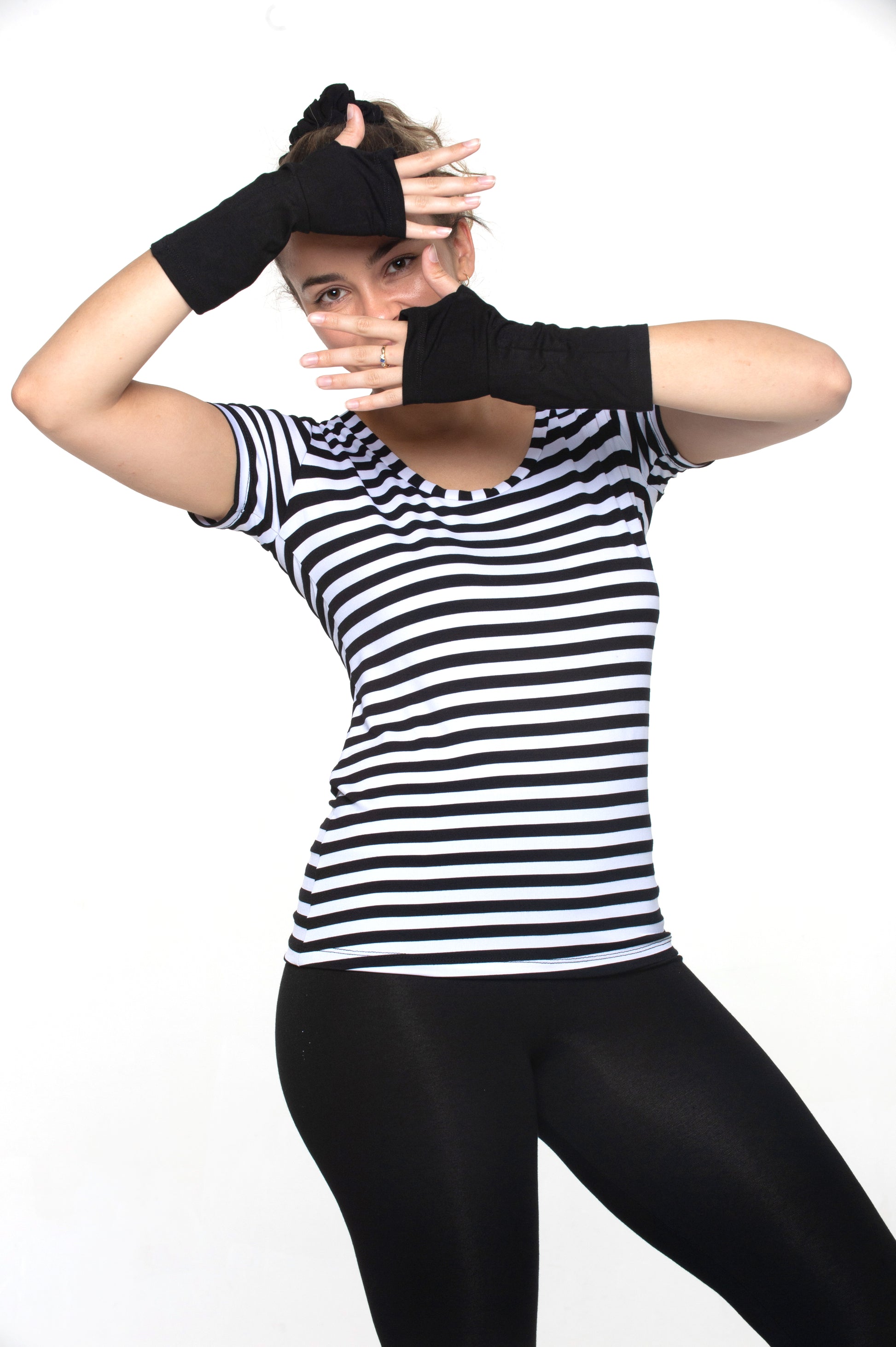 Essentials Stretchy Range Short Hand Sleeve