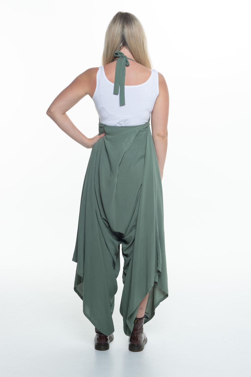 Lola Overall Essentials