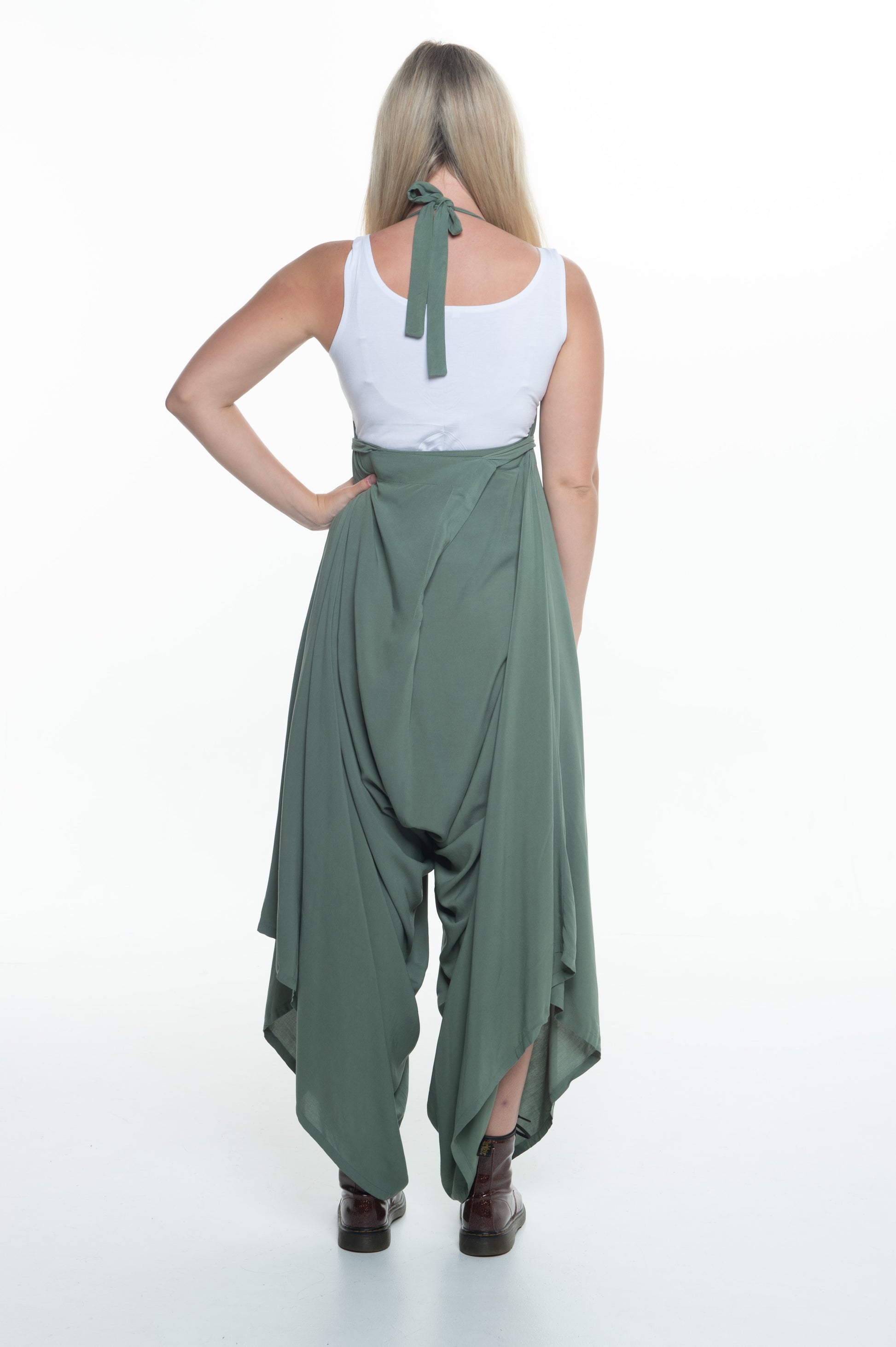Lola Overall Essentials