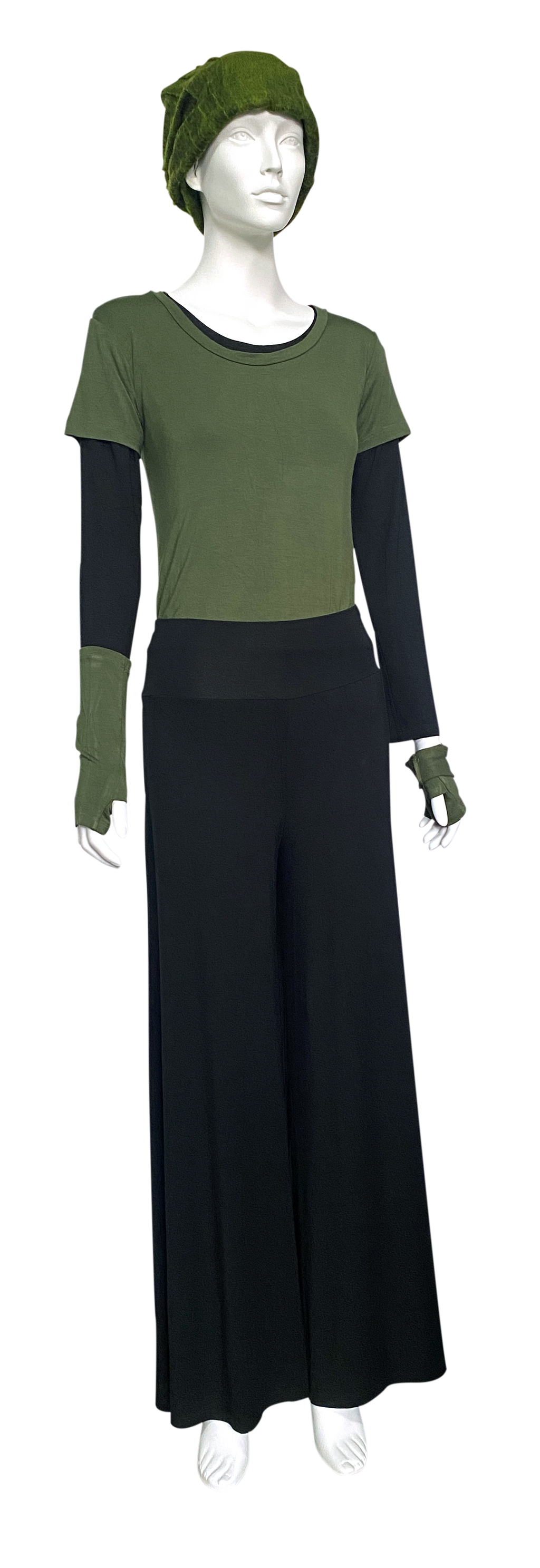 Essentials Stretchy Range 3/4 Sleeve Top