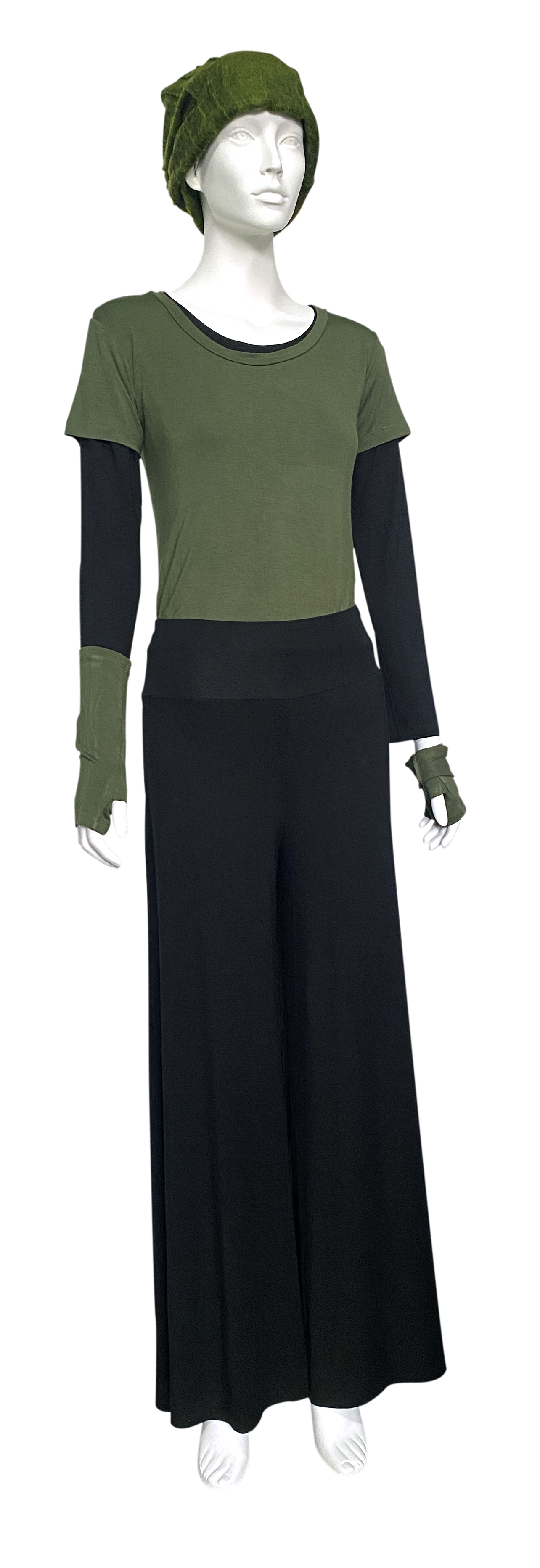 Essentials Stretchy Range 3/4 Sleeve Top
